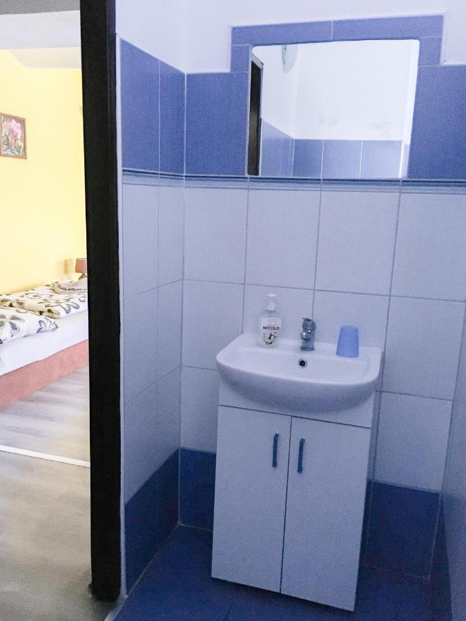 Ubytovani Fish-Com Apartment Steti Luaran gambar