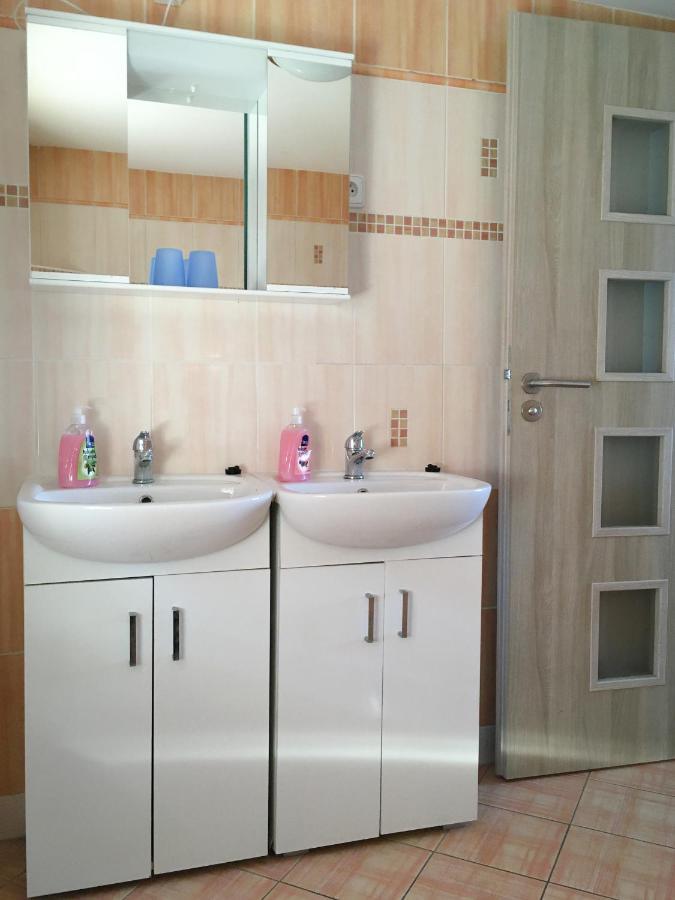 Ubytovani Fish-Com Apartment Steti Luaran gambar