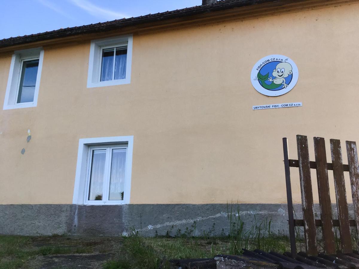 Ubytovani Fish-Com Apartment Steti Luaran gambar